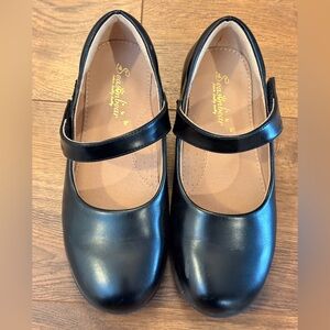 Girls LEATHER MARY JANES Size 32 | US 1